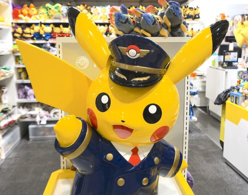 Osaka: เดินเที่ยวสนามบินคันไซ KIX รอบดึก ชมวิวรันเวย์